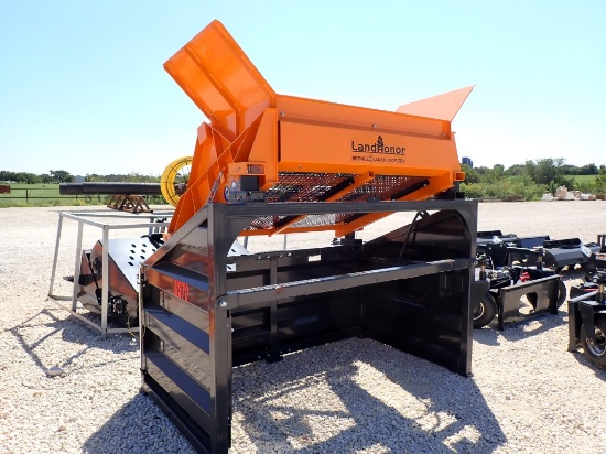 2024 LAND HONOR SCREENER,  NEW, 58" X 52" DUAL SCREENS, 2.5"X2.5" & 1.5"X1.