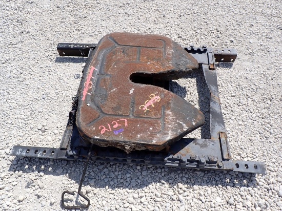 FIFTH WHEEL HITCH,  SLIDING, AS IS WHERE IS