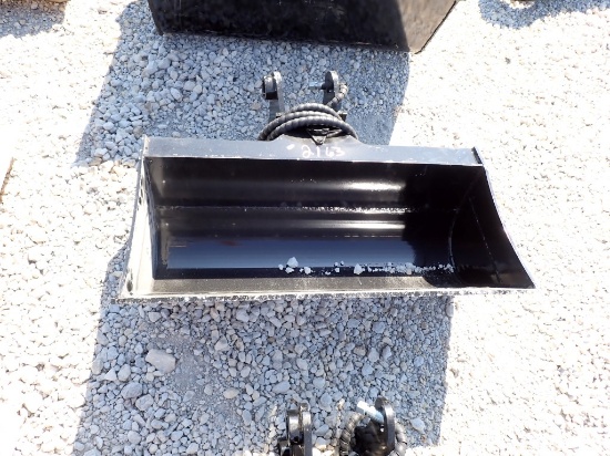 MINI EXCAVATOR ATTACHMENT,  NEW, 33" HYD. TILT CLEANOUT BUCKET, AS IS WHERE