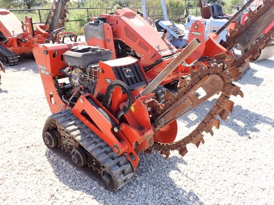 2017 DITCH WITCH C16X TRENCHER, SHOWING 952 HRS,  16HP BRIGGS & STRATON GAS