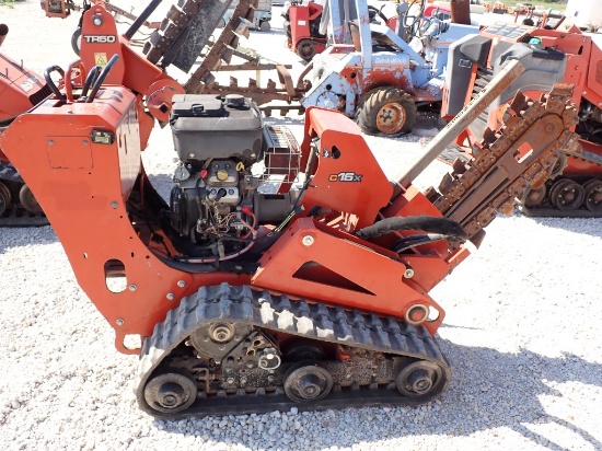 2017 DITCH WITCH C16X TRENCHER, 1072 HRS,  16HP BRIGGS & STRATON GAS, 36" D