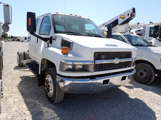 2009 CHEVROLET C4500 CAB/CHASSIS TRUCK,  CREW CAB, 2WD, 6.L DURAMAX DIESEL,
