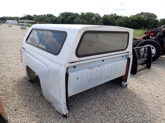 2017 CHEVROLET 2500 BED,  W/ BUMPER & 10K HITCH, ARE SHELL, AS IS WHERE IS