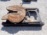 FIFTH WHEEL HITCH,  SLIDING, AS IS WHERE IS
