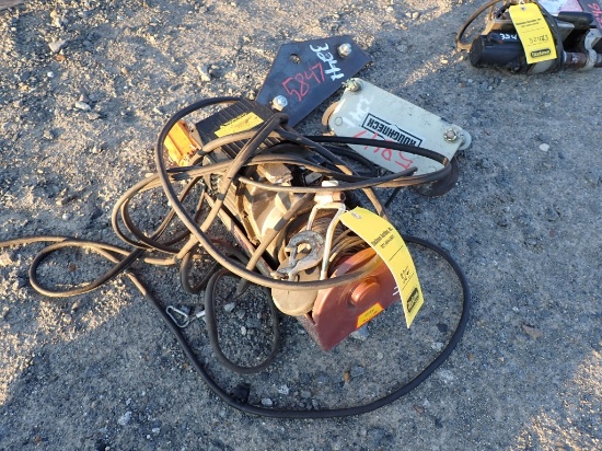 OVERHEAD WINCH W/TROLLY