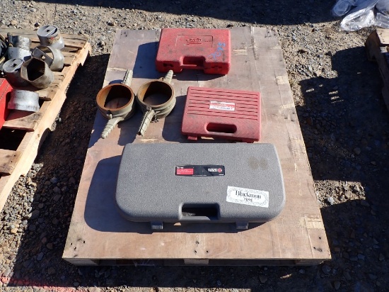 PALLET OF FAN CLUTCH WRENCH SET, DISC BRAKE TOOL KIT & MISC,