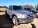 2002 TOYOTA TUNDRA TRUCK, 151,057+ mi,  V8 GAS, AUTOMATIC, PS, AC, DROVE IN