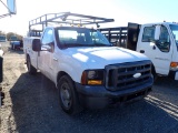 2006 FORD F-350 TRUCK, 274,363+ mi,  DIESEL, AUTOMATIC, READING TOOLBOX BED