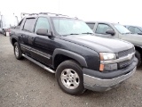 2004 CHEVROLET AVALANCHE TRUCK, 296,457+ mi,  CREW CAB, 4 X 4, V8 GAS, AUTO