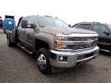 2015 CHEVROLET 2500HD FLATBED TRUCK, 220,298+ mi,  DURAMAX DIESEL, AUTO, CR
