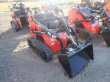 AGT INDUSTRIAL LRT 23 MINI SKID STEER,  739 CC GAS, RUBBER TRUCKS, EXTERNAL