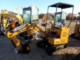 AGT H15R MINI EXCAVATOR,  420 CC GAS, 15-HP, RUBBER TRACKS, MANUAL THUMB, P