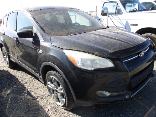 2015 FORD ESCAPE SUV,  V6 GAS, AUTO, P/S, A/C, *DOES NOT RUN* S# 1FMCU0G91F