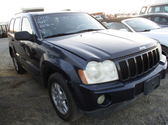 2006 JEEP GRAND CHEROKEE SUV, (+/-) 223,375  V6 GAS, PS, AC, 4X4 S# 1J4GR48