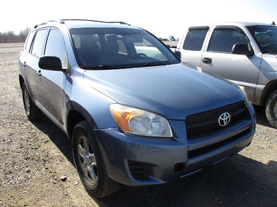 2010 TOYOTA RAV 4 SUV, (+/-) 181,807  4 CYL GAS, AUTO TRANS, PW & L *DROVE