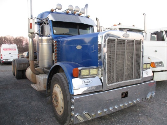 2000 PETERBILT 379 TRUCK TRACTOR, (+/-) 162,816  DAY CAB, CAT DIESEL, 13 S