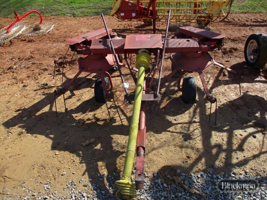 Hay Tedder, pull type, pto