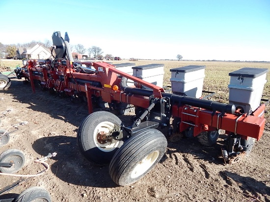 CIH EARLY RISER 1230 PLANTER,