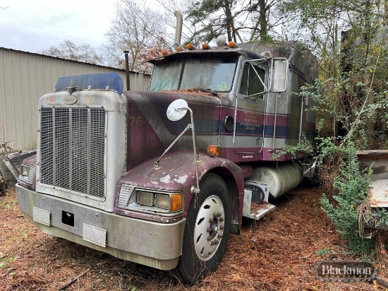 1996 peterbilt 377 truck tractor,
