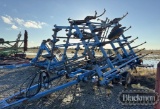 DMI TIGERMATE 2 FIELD CULTIVATOR,  28 FOOT, 3 BAR COIL TINE, HYD. FOLD S# 8