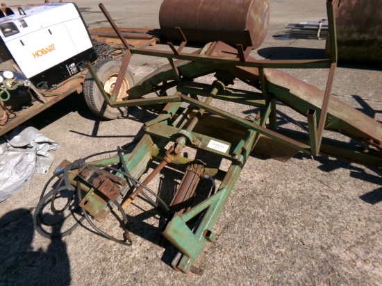 PTO LEVEE GATE MACHINE,