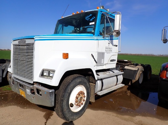 1989 FREIGHTLINER TRUCK TRACTOR, 196,000 (+/-)  DAY CAB, AIR RIDE, TWIN SCR