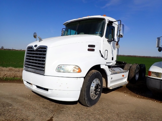 2001 MACK TRUCK TRACTOR, 474,000 (+/-)  DAY CAB, 380 MACK DIESEL ENGINE, AU
