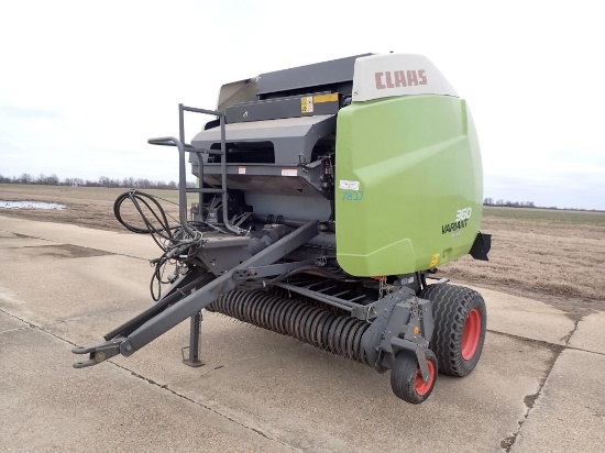 CLAASE 360 VARIANT ROUND BALER,  4' X 5', ROLLED ABOUT 12,000 ROLLS **DRVIE