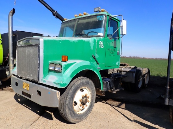 1988 WHITE TRUCK TRACTOR, N/A  CUMMINS DIESEL, 7 SPD TRANS, TWIN SCREW ON S