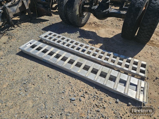 ALUMINUM TRAILER RAMPS