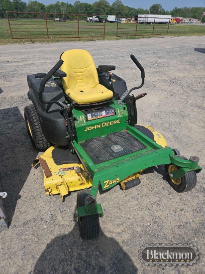 John Deere Z445 Mower,