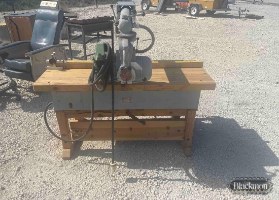 SHOP TABLE & MITER SAW,