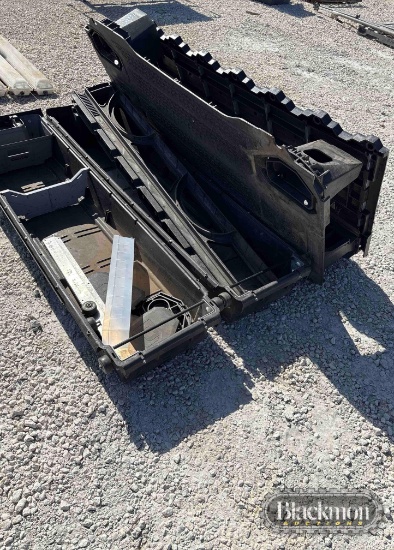 DECKED ROLLOUT TOOLBOXES,