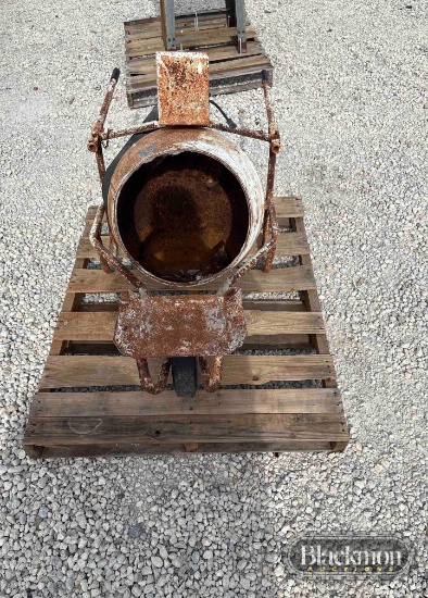 CONCRETE MIXER,