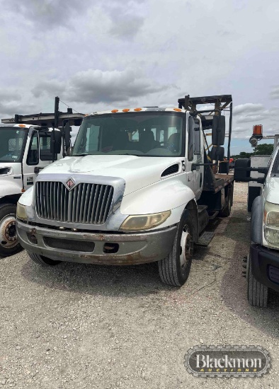 2002 INTERNATIONAL 4300 CRASH TRUCK,