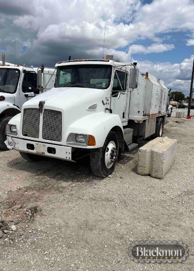 2003 KENWORTH SERVICE TRUCK,