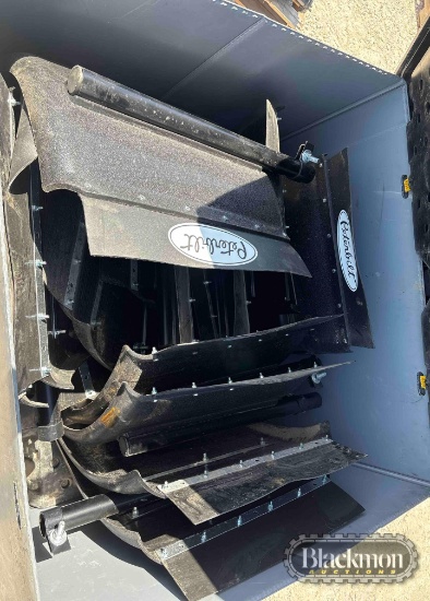 PETERBILT QUARTER FENDERS,