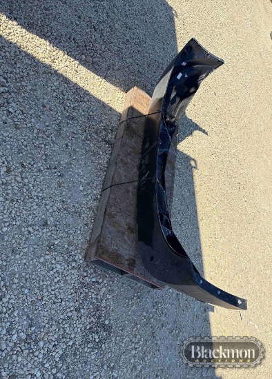 TRUCK/TRACTOR BUMPER,