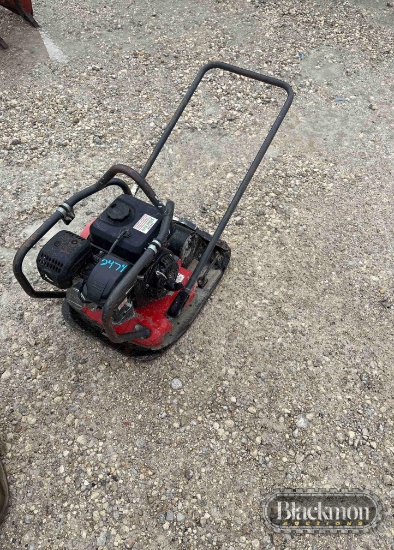 CHICAGO PNEUMATIC PLATE COMPACTOR,