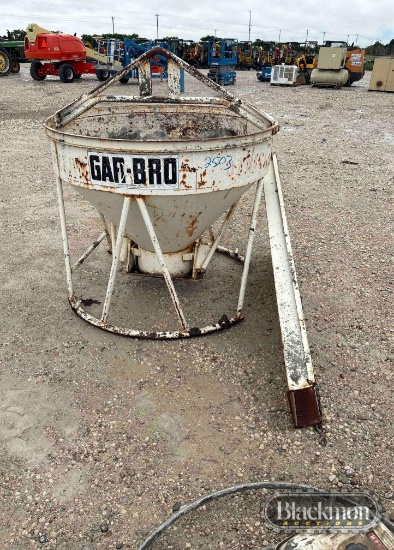 GAR-BRO CONCRETE BUCKET,