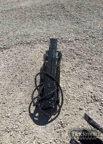 EXCAVATOR ATTACHMENT,