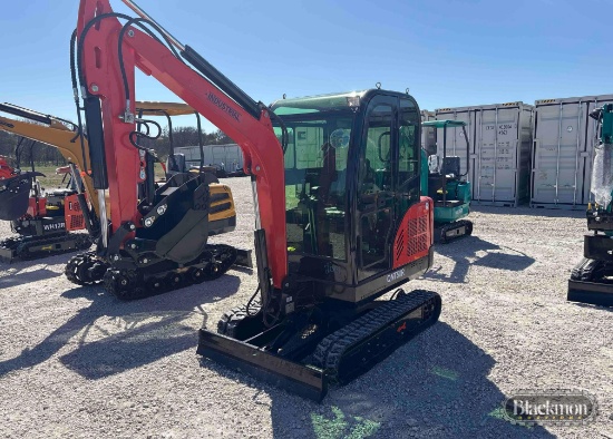 2025 AGT QNT50R MINI TRACK EXCAVATOR,
