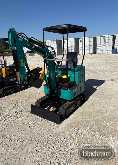 AGT H15R MINI TRACK EXCAVATOR,