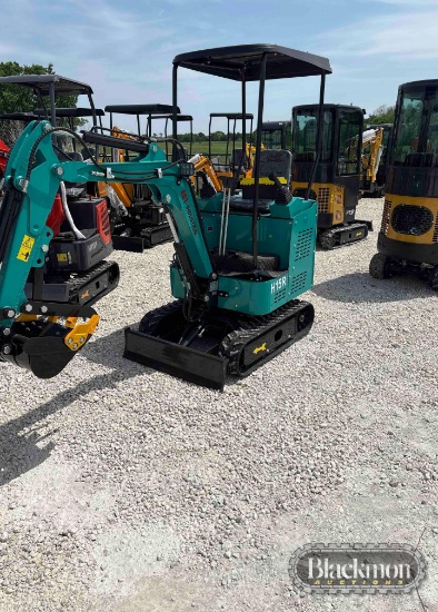 AGT H15R MINI TRACK EXCAVATOR,