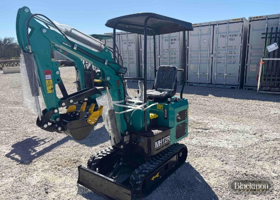 2025 AGT MH12R MINI TRACK EXCAVATOR,