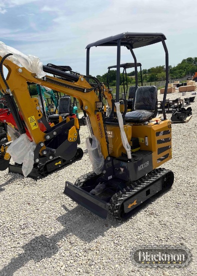 AGT MX12R MINI TRACK EXCAVATOR,