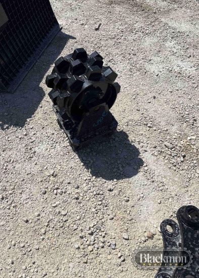 EXCAVATOR ATTACHMENT,