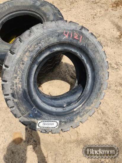 TOW MOTOR TIRE