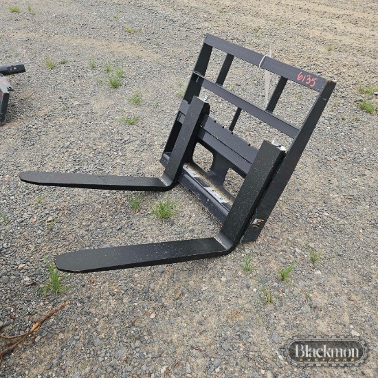 2025 Wolverine MPF-11-2500G Mini Pallet Fork,