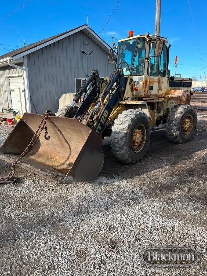 1986 CATERPILLAR IT28 FRONT END LOADER,